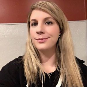 Meet your Posher, Linds